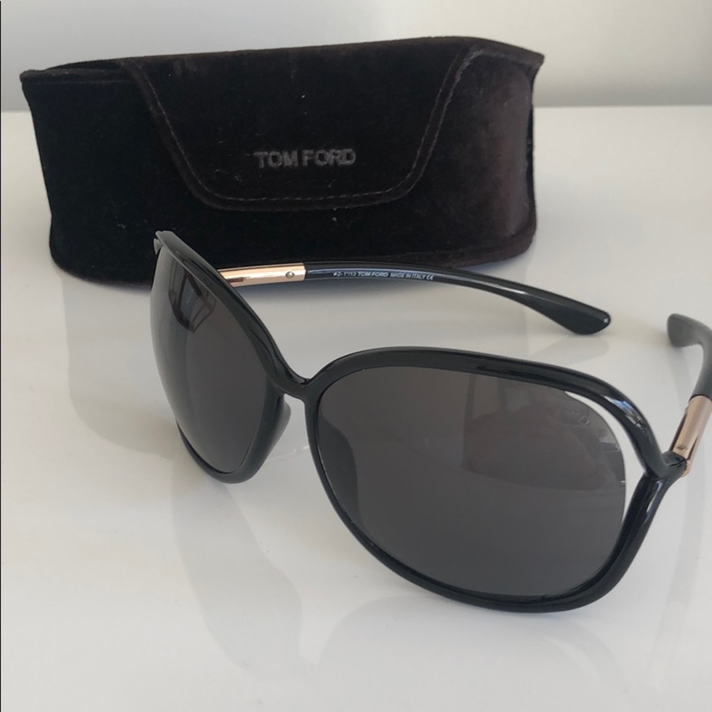 Tom Ford Raquel women’s sunglasses!